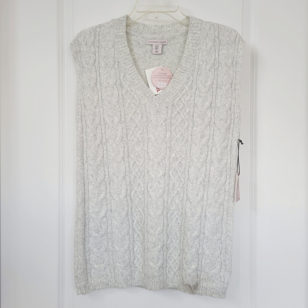 NWT Sincerely Jules Sweater Vest V-Neck Cable Knit Oversized Gray S